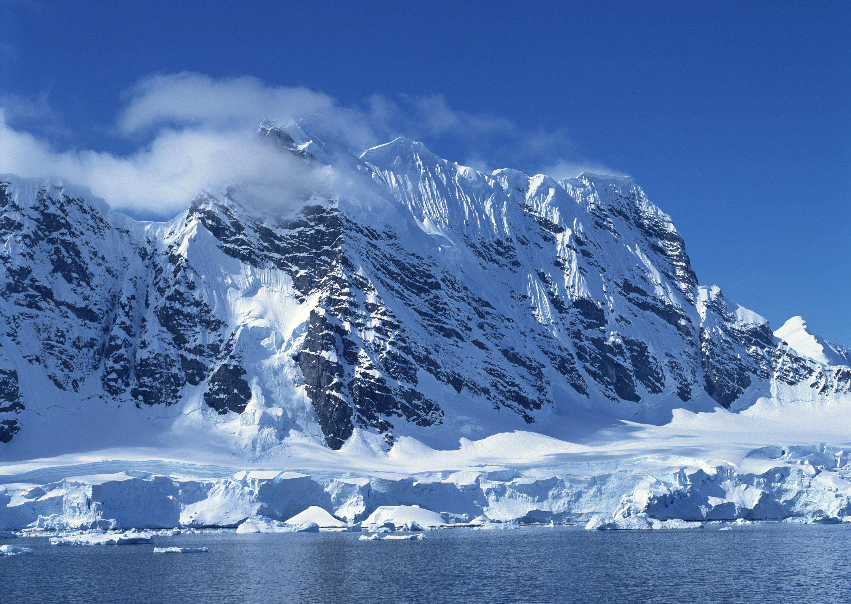 Free download high resolution image - free image free photo free stock image public domain picture -iceberg reflecting in the cool glacial water