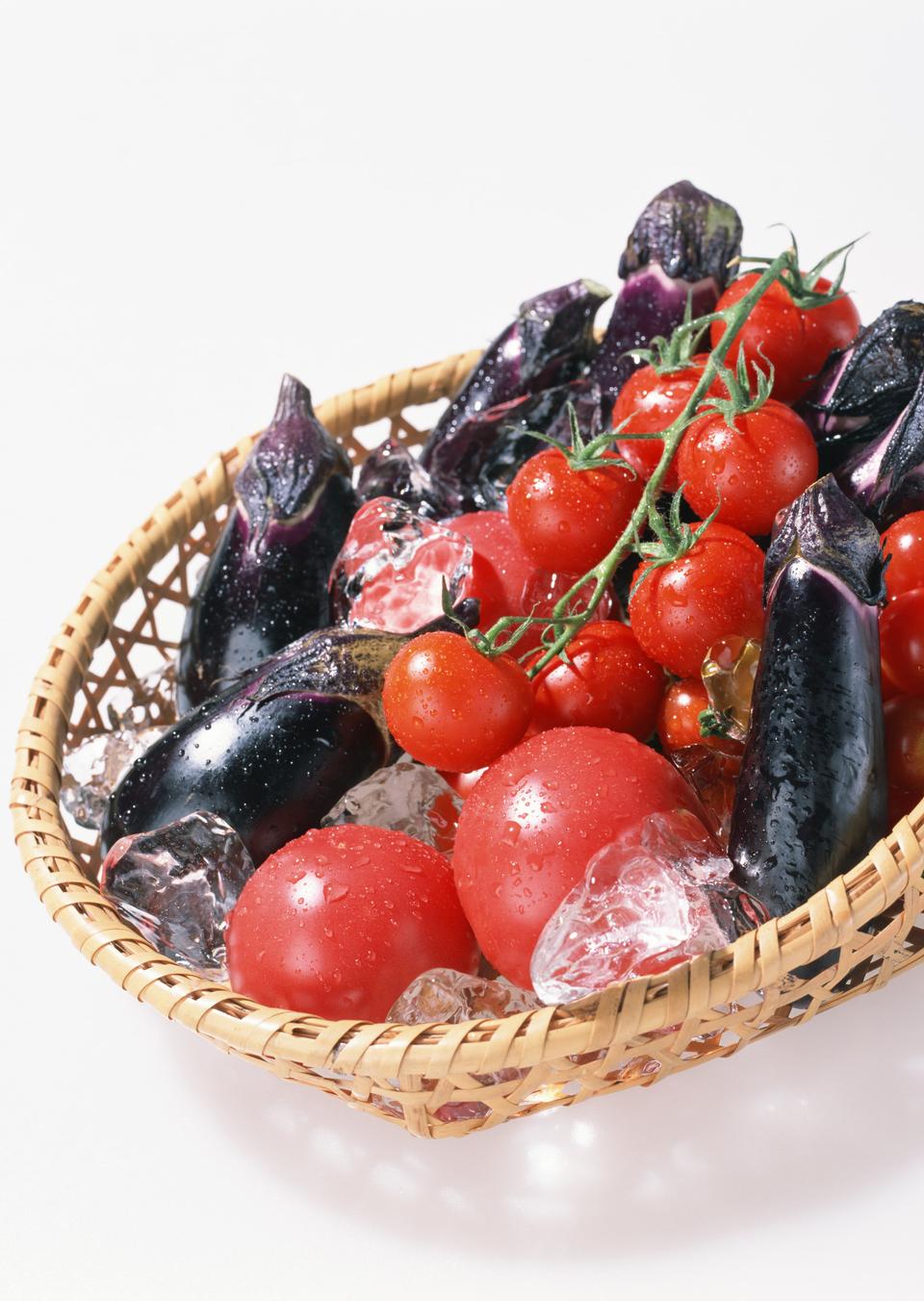 Free download high resolution image - free image free photo free stock image public domain picture  Tomatos and eggplant with ice in basket