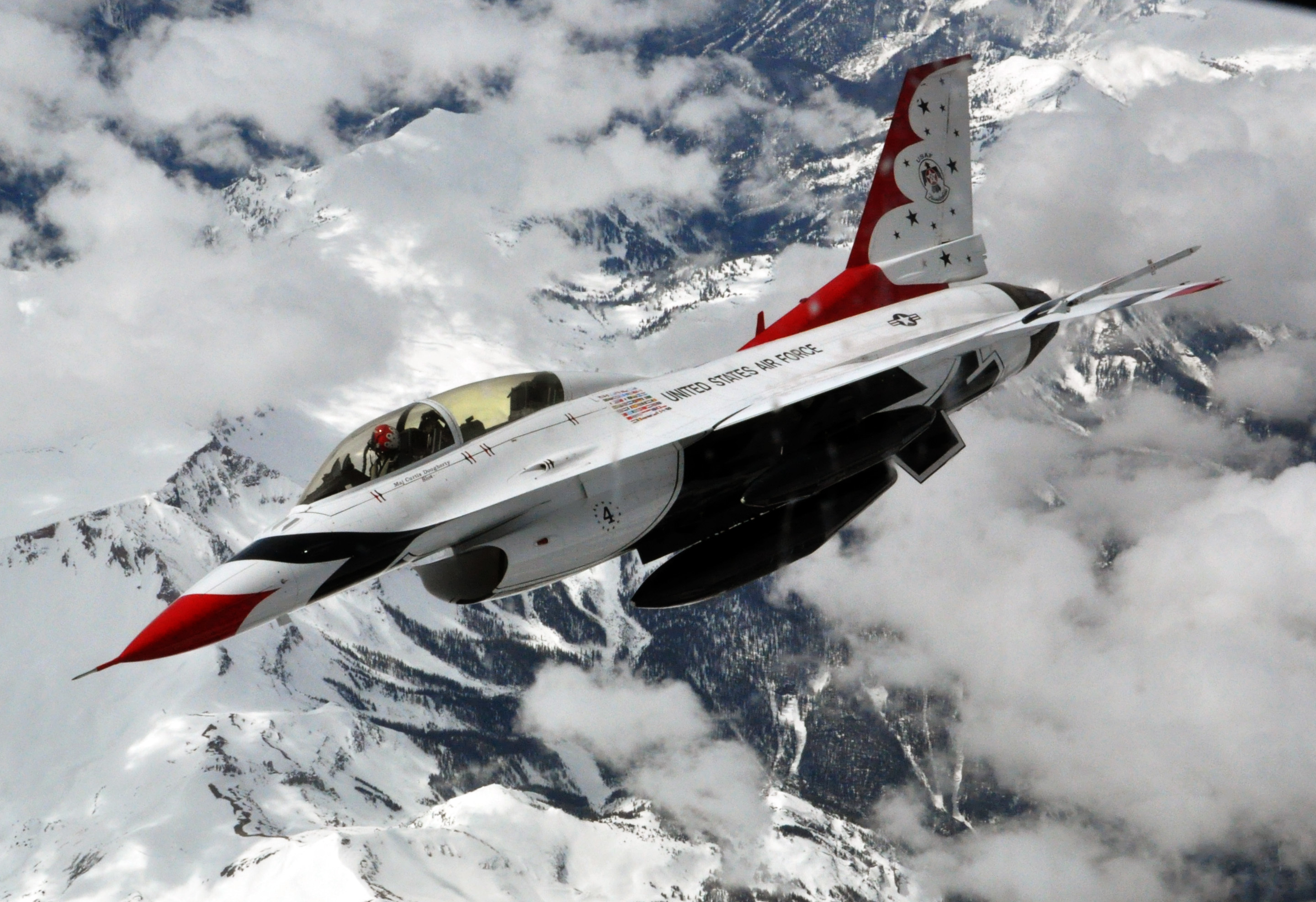 Free download high resolution image - free image free photo free stock image public domain picture -McConnell Reservists keep Thunderbirds flying