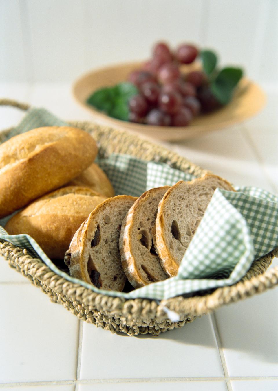 Free download high resolution image - free image free photo free stock image public domain picture  Fresh Bread and graph on a Plate on Top of  Wooden Table