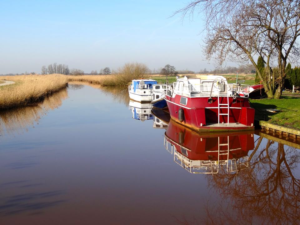 Free download high resolution image - free image free photo free stock image public domain picture  river landscape and powerboat