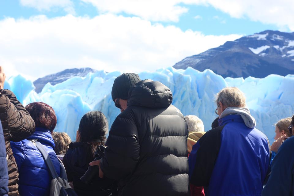 Free download high resolution image - free image free photo free stock image public domain picture  The Perito Moreno glacier collapsing in front of a boat