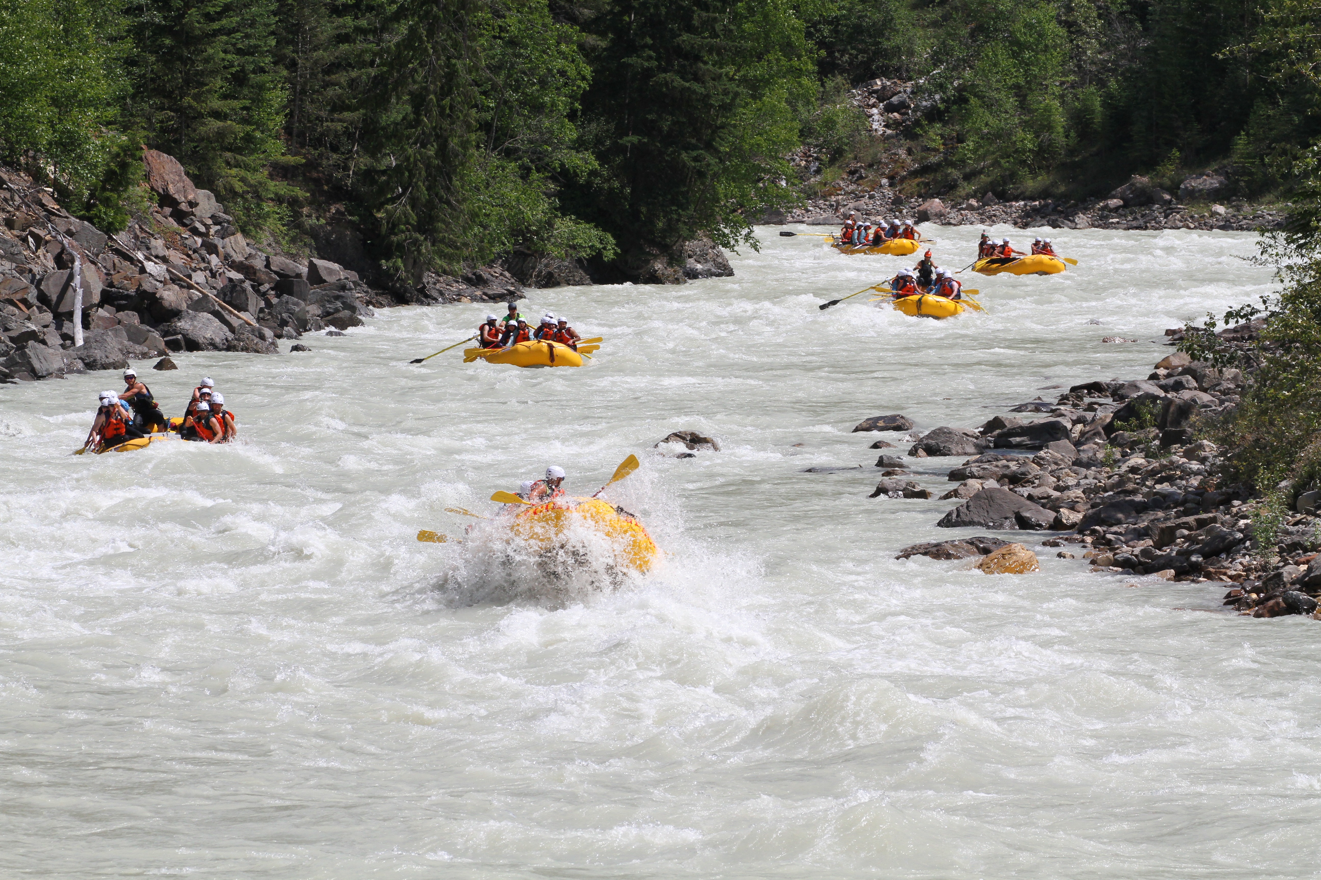 Free download high resolution image - free image free photo free stock image public domain picture -Group of adventurers in an inflatable dinghy in the white water