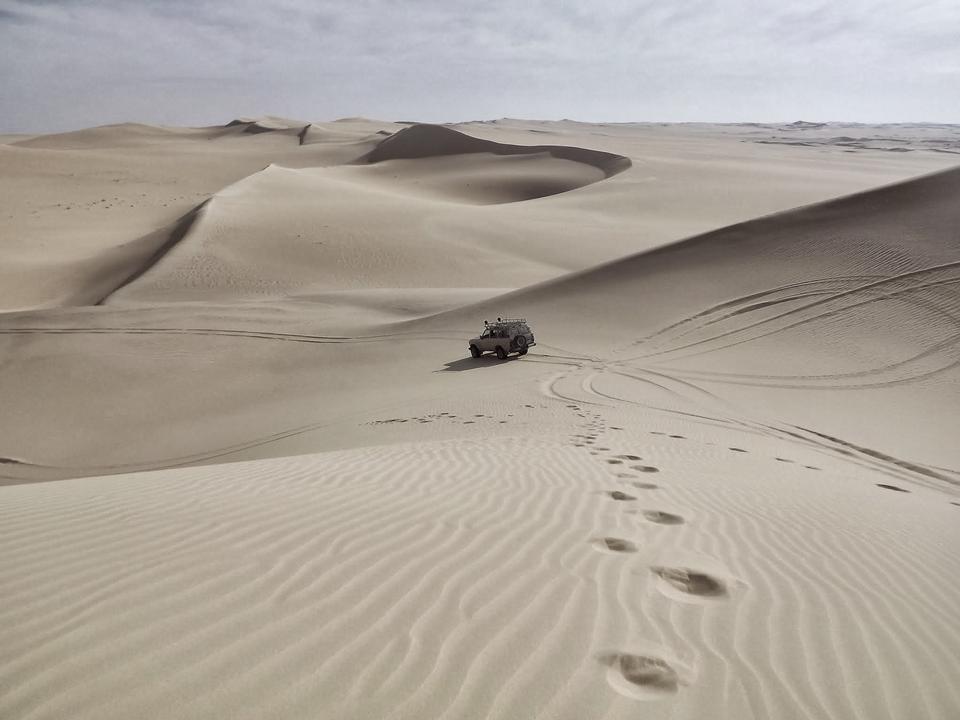 Free download high resolution image - free image free photo free stock image public domain picture  Off-road vehicle driving in the Awbari Sand Sea,