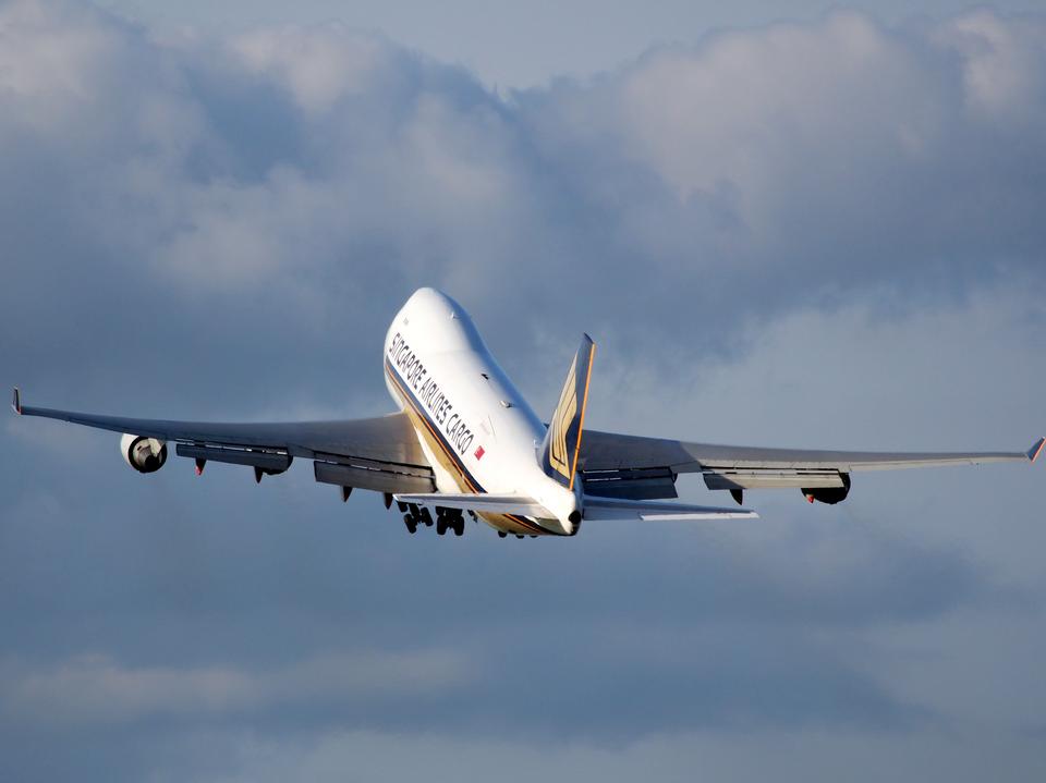 Free download high resolution image - free image free photo free stock image public domain picture  Singapore Airlines Cargo Boeing 747-412F takeoff