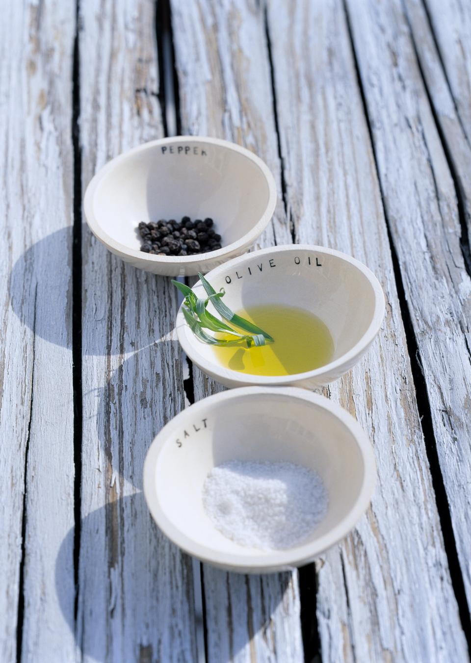 Free download high resolution image - free image free photo free stock image public domain picture  white bowl on the table, the filling of spices and olive oil