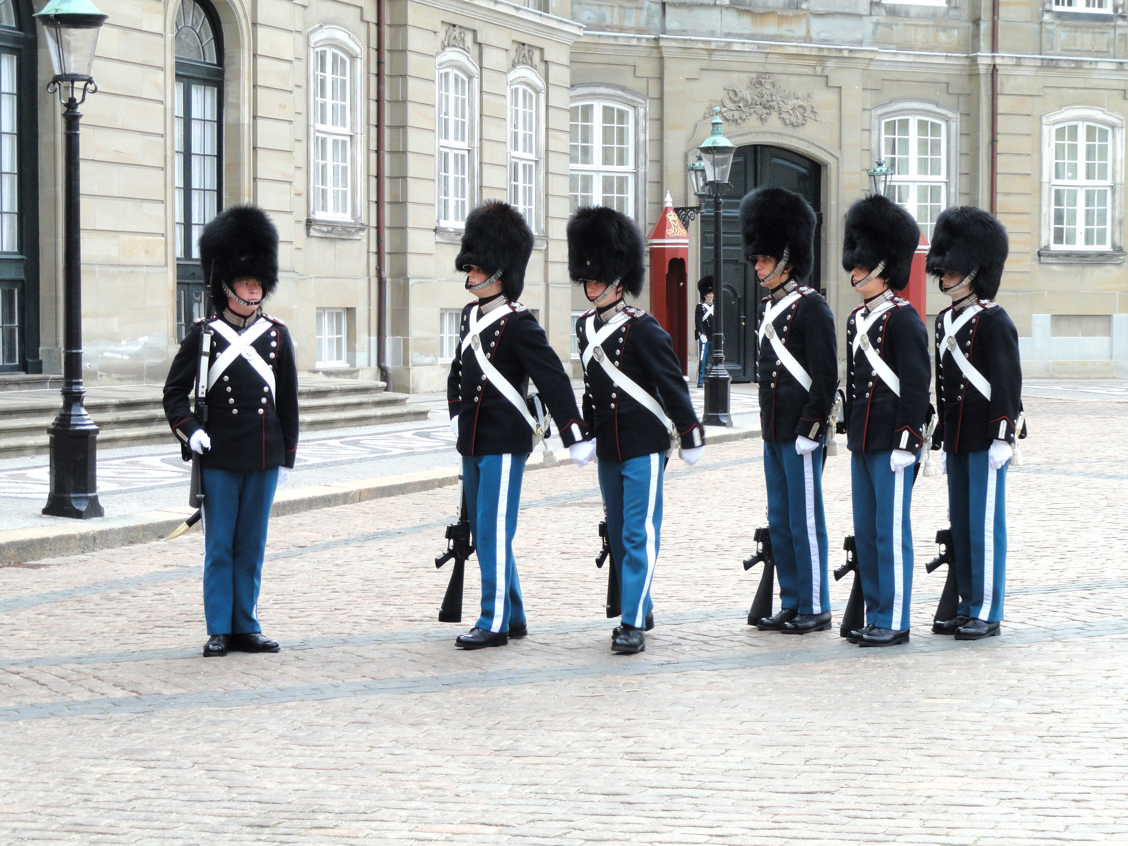 Free download high resolution image - free image free photo free stock image public domain picture -Royal Guard in Amalienborg Castle in Copenhagen in Denmark