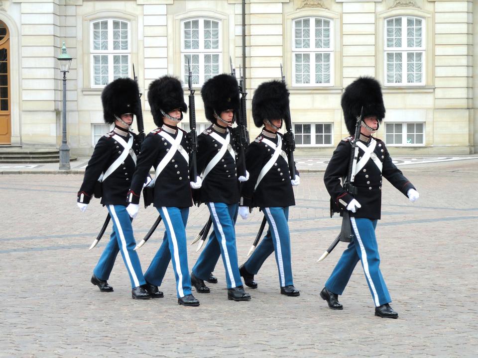 Free download high resolution image - free image free photo free stock image public domain picture  Royal Guard in Amalienborg Castle in Copenhagen in Denmark