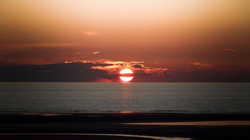 Free download high resolution image - free image free photo free stock image public domain picture  right sun in an orange sky with dark clouds at sunset