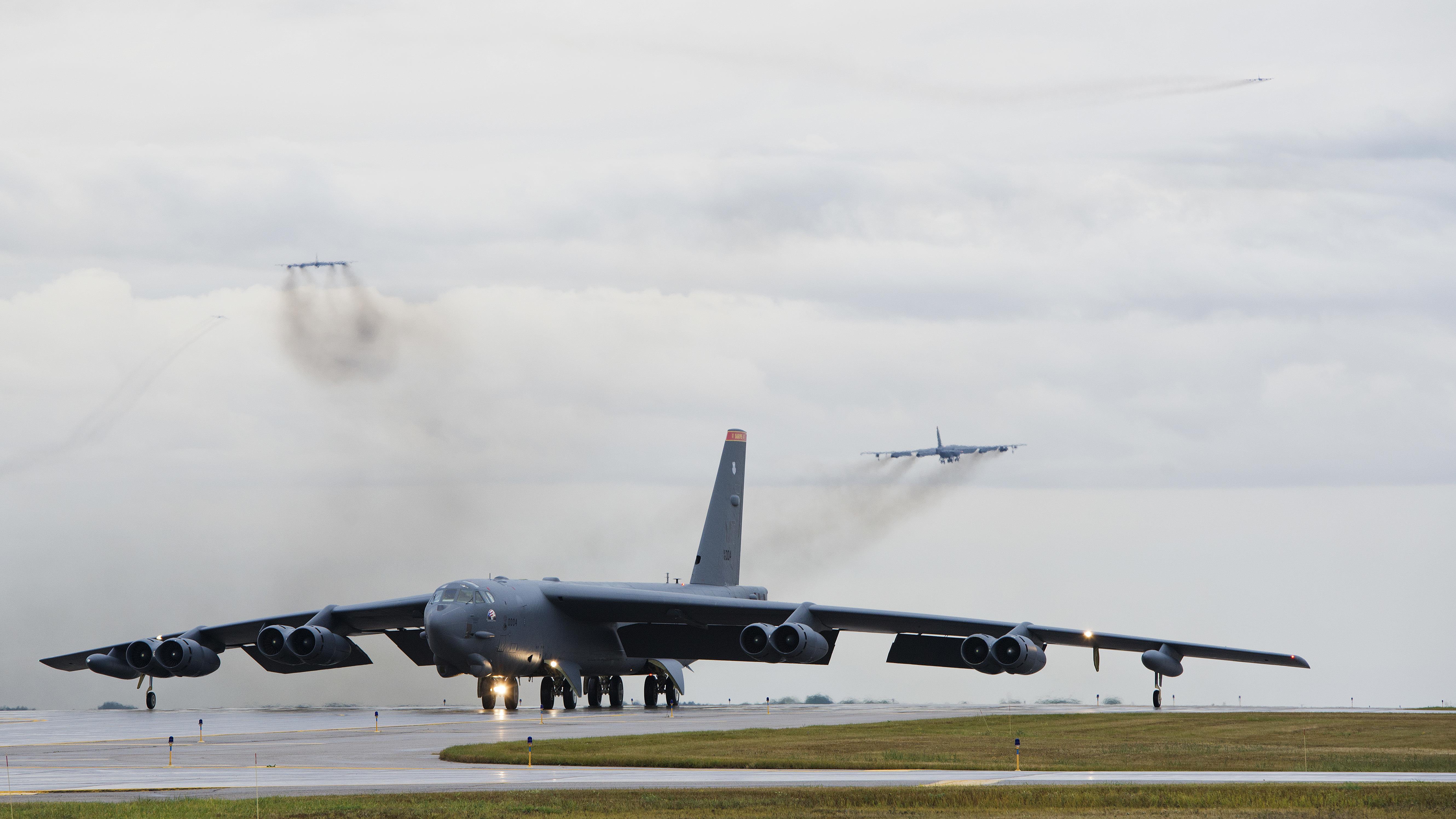 Free download high resolution image - free image free photo free stock image public domain picture -A B-52H Stratofortress taxis down the runway