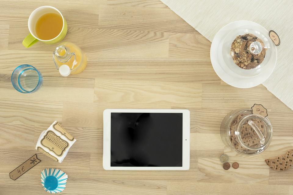 Free download high resolution image - free image free photo free stock image public domain picture  Desk with  tablet and a cup of tea