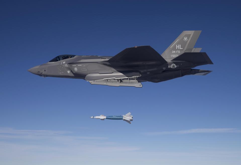 Free download high resolution image - free image free photo free stock image public domain picture  a GBU-12 laser-guided bomb from an F-35A Lightning