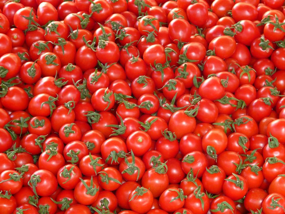 Free download high resolution image - free image free photo free stock image public domain picture  Red tomatoes at open air market