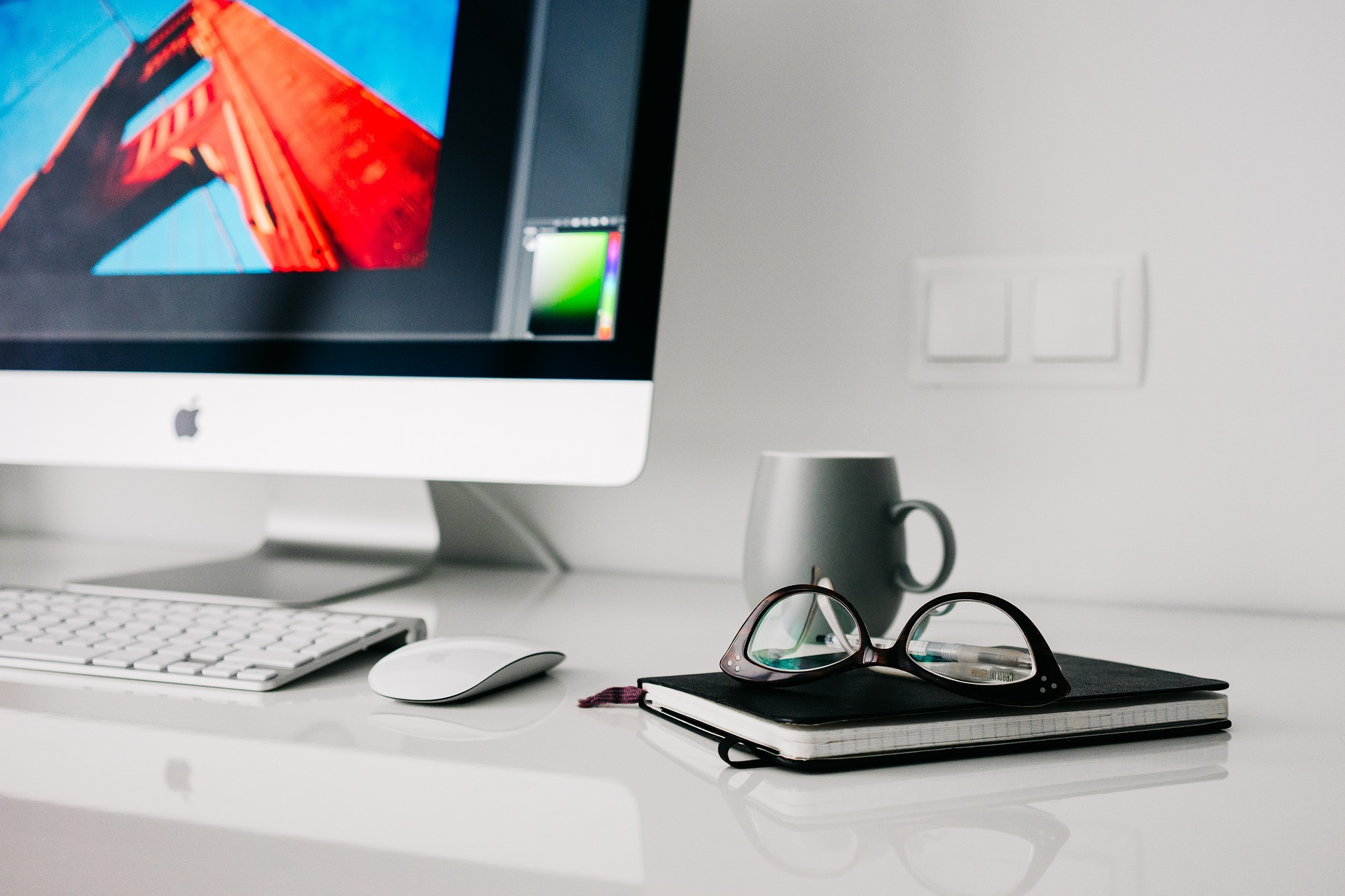 Free download high resolution image - free image free photo free stock image public domain picture -Mac computer on desk with cup and glasses