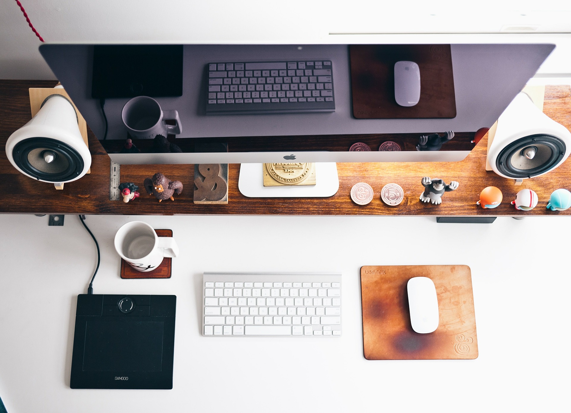 Free download high resolution image - free image free photo free stock image public domain picture -Business office top view computer monitor on white table