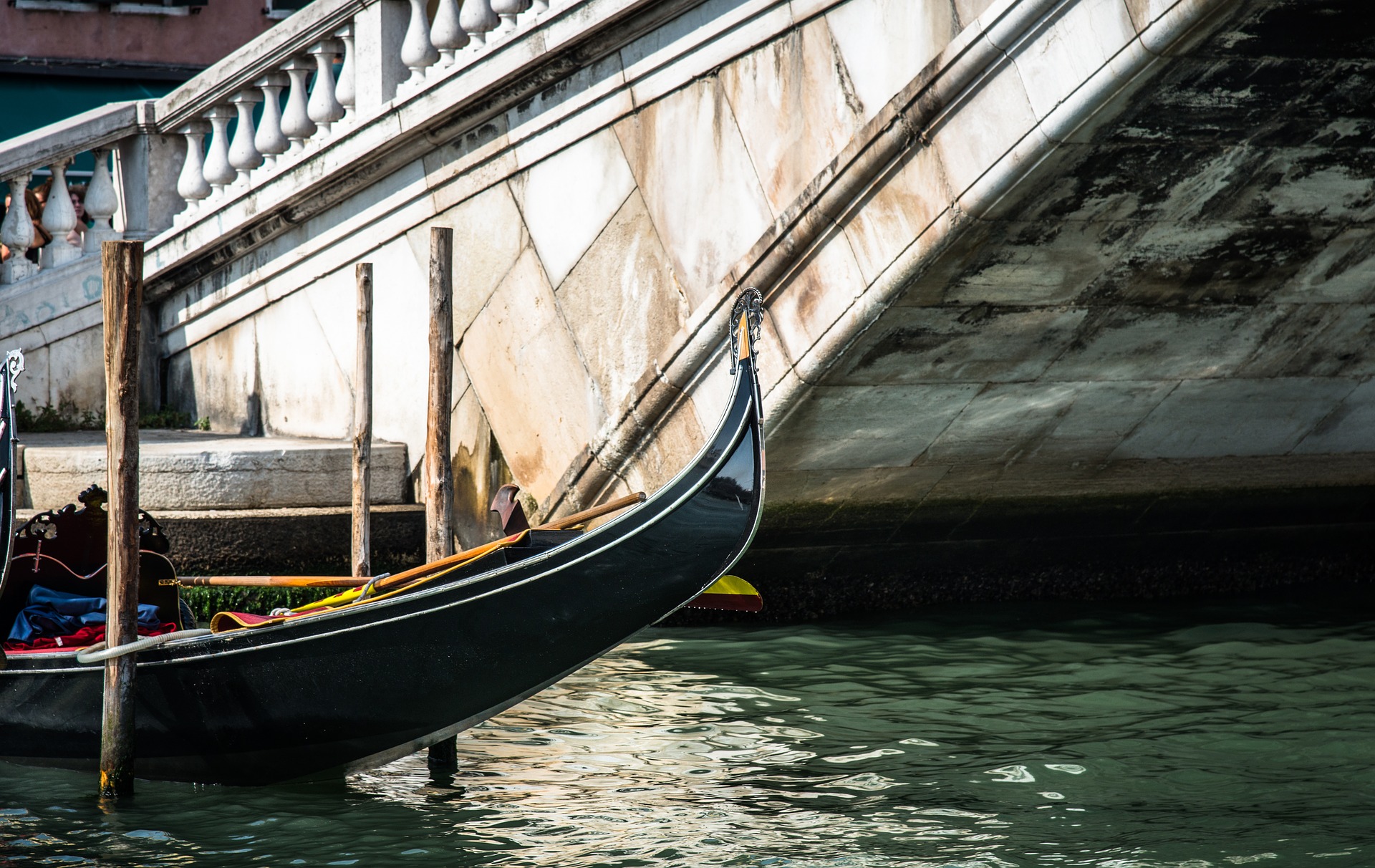 Free download high resolution image - free image free photo free stock image public domain picture -Venice --gondolas passing over Bridge of Sighs