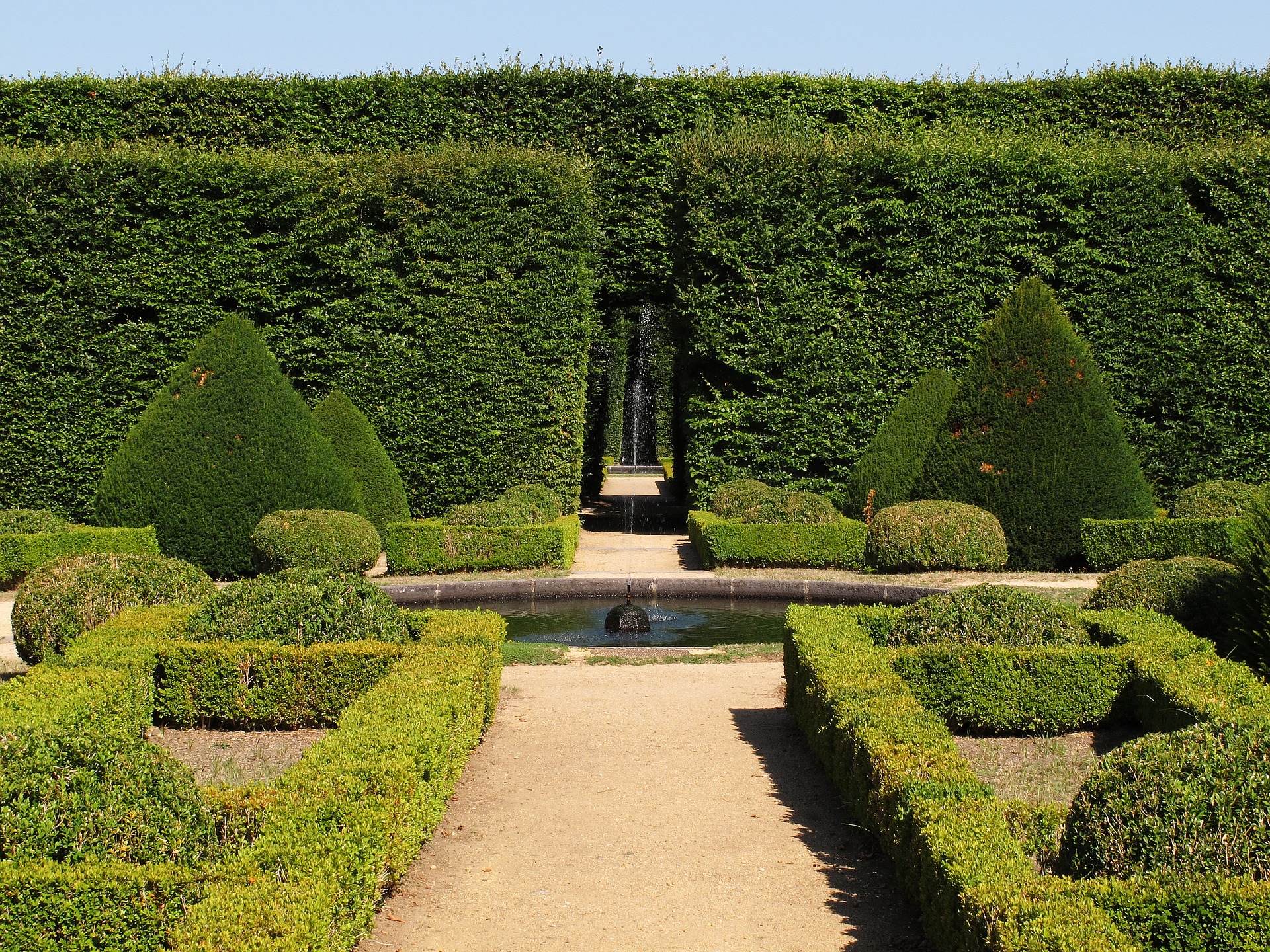 Free download high resolution image - free image free photo free stock image public domain picture -Garden French Castle Boxwood Beech Hedges Cordès