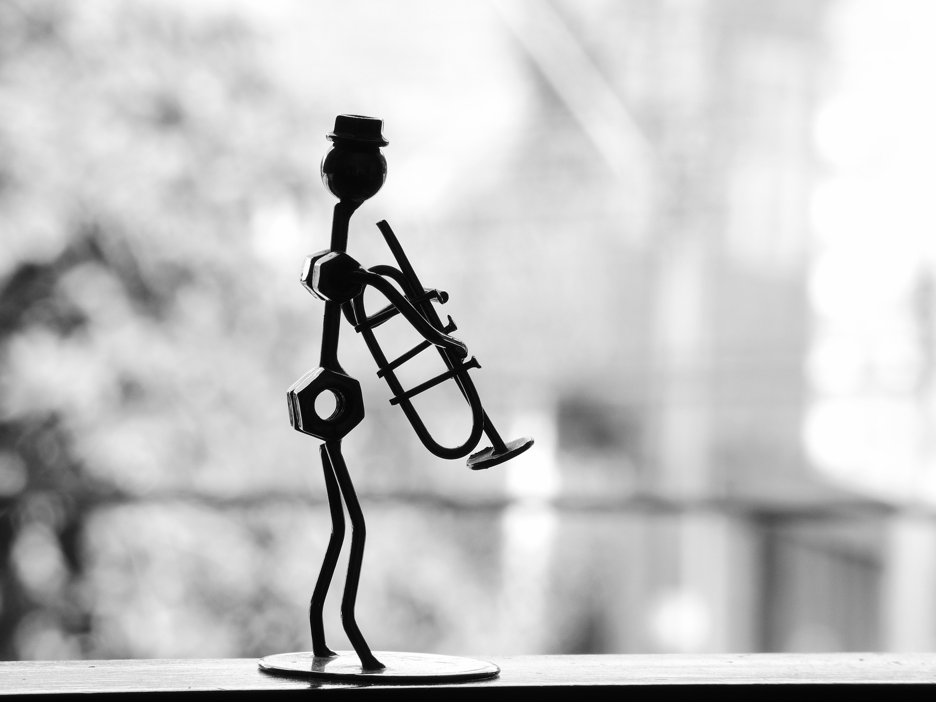 Free download high resolution image - free image free photo free stock image public domain picture -Musician Trumpet Metal Snowman Table Decoration