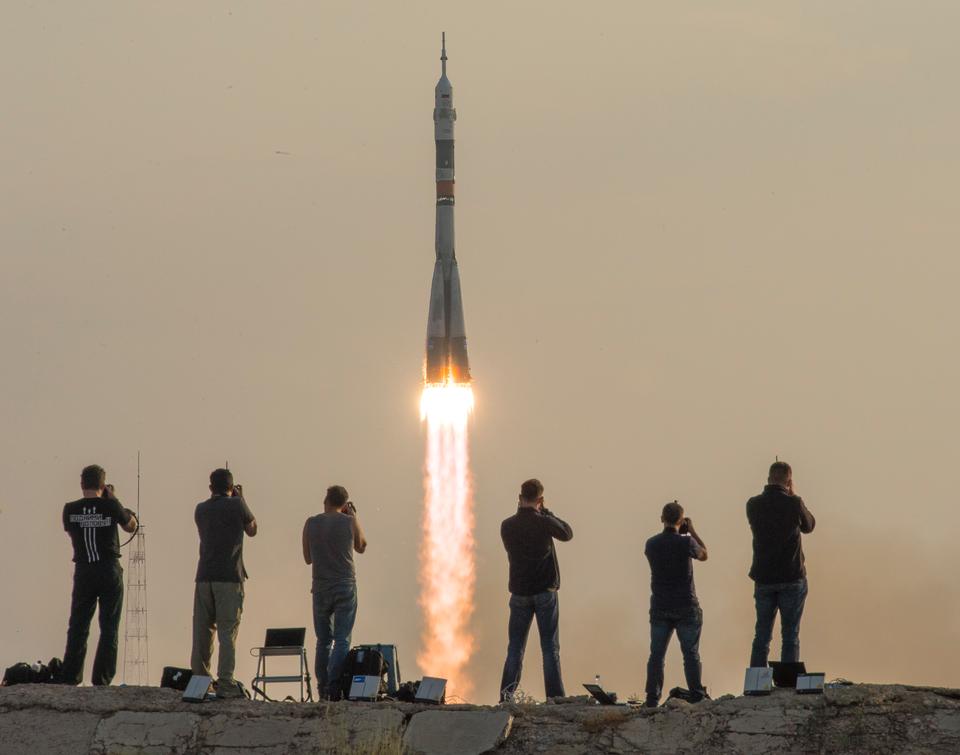 Free download high resolution image - free image free photo free stock image public domain picture  The Soyuz MS-01 spacecraft launches from the Baikonur Cosmodrome