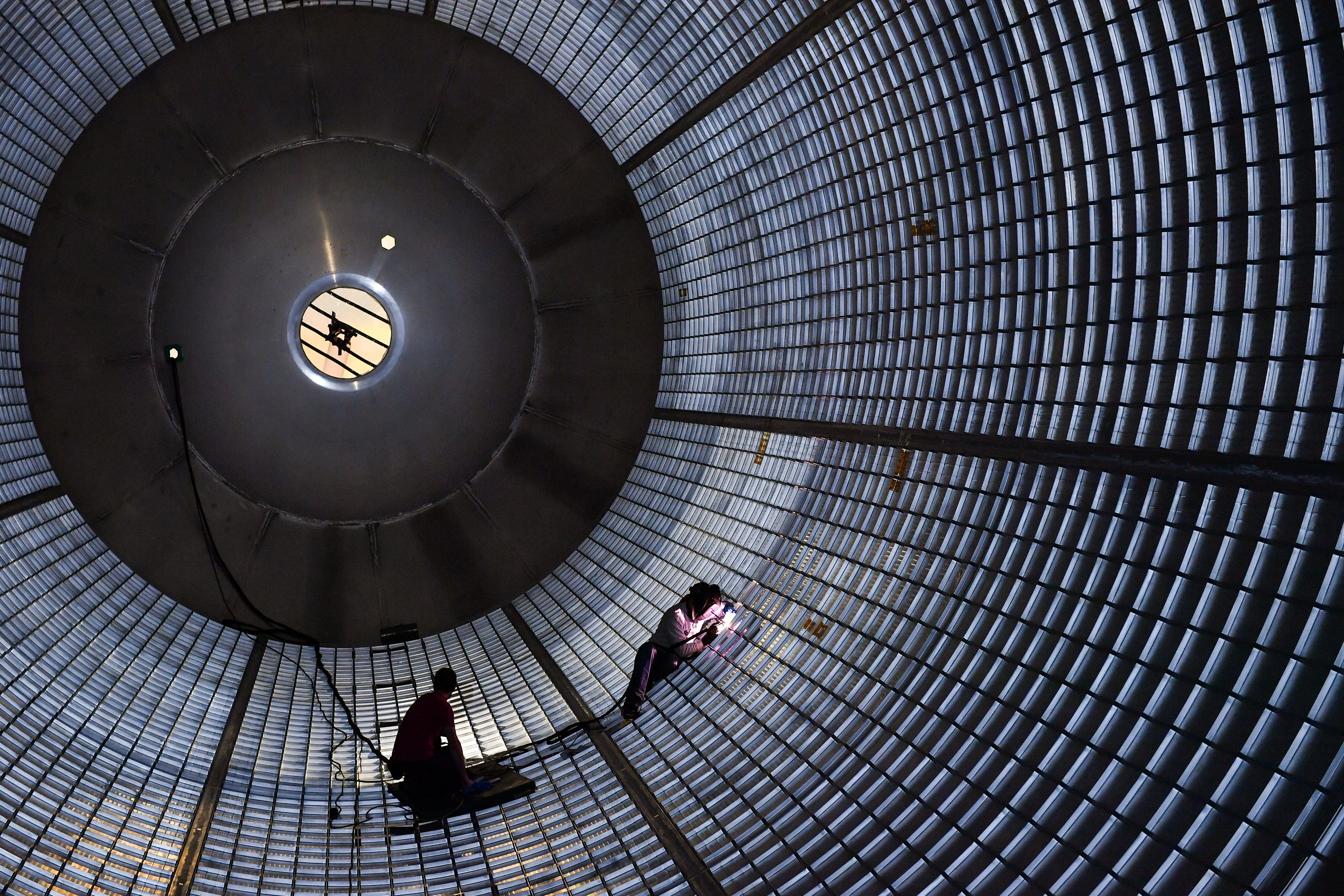 Free download high resolution image - free image free photo free stock image public domain picture -Inside Massive SLS Fuel Tank