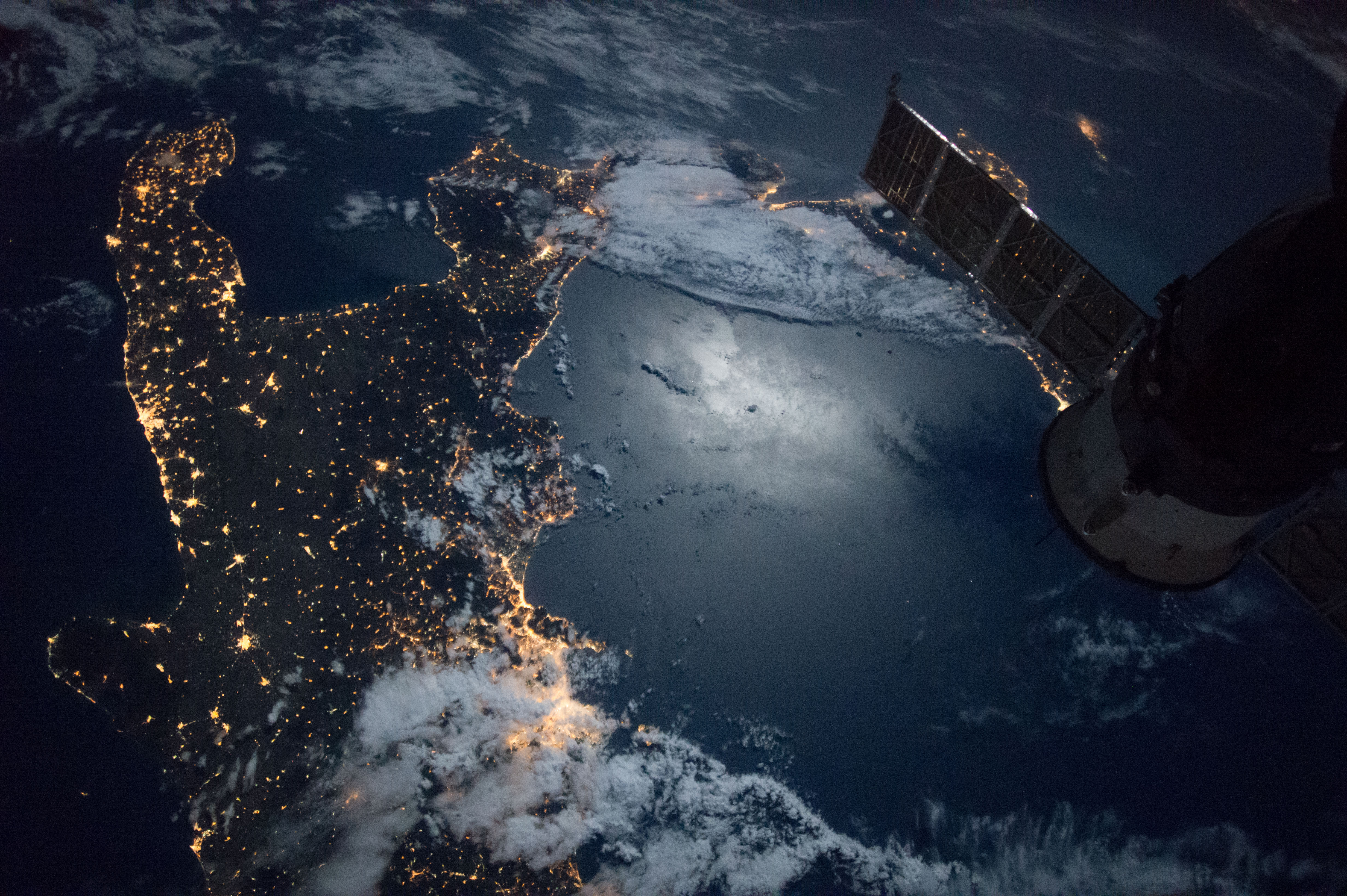 Free download high resolution image - free image free photo free stock image public domain picture -Space Station Flight Over the Southern Tip of Italy