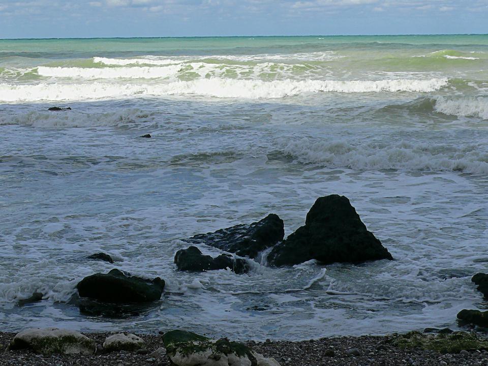 Free download high resolution image - free image free photo free stock image public domain picture  The coast at Les Petites Dalles on the upper Normandy coast.