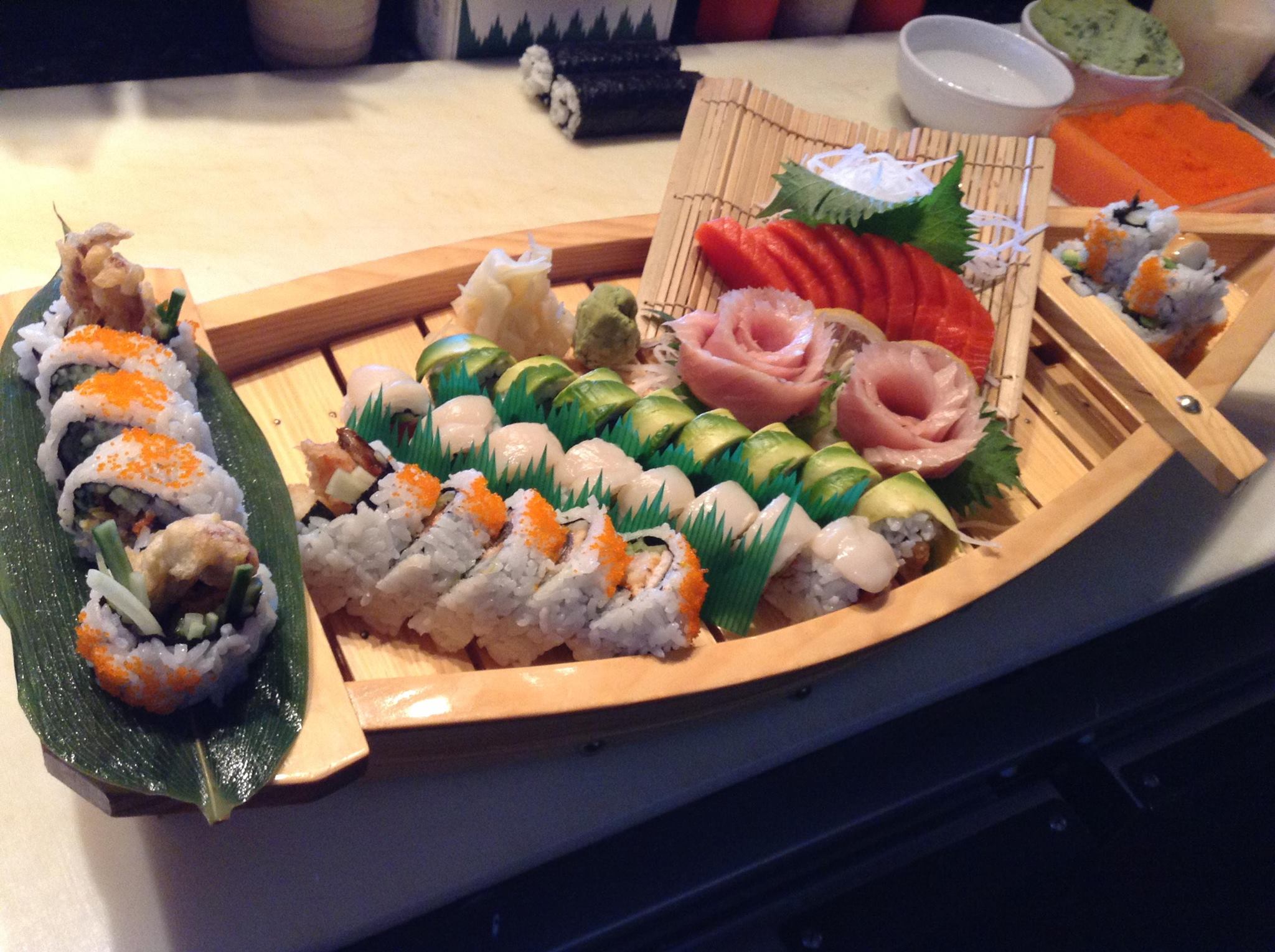 Free download high resolution image - free image free photo free stock image public domain picture -sashimi and sushi roll boat