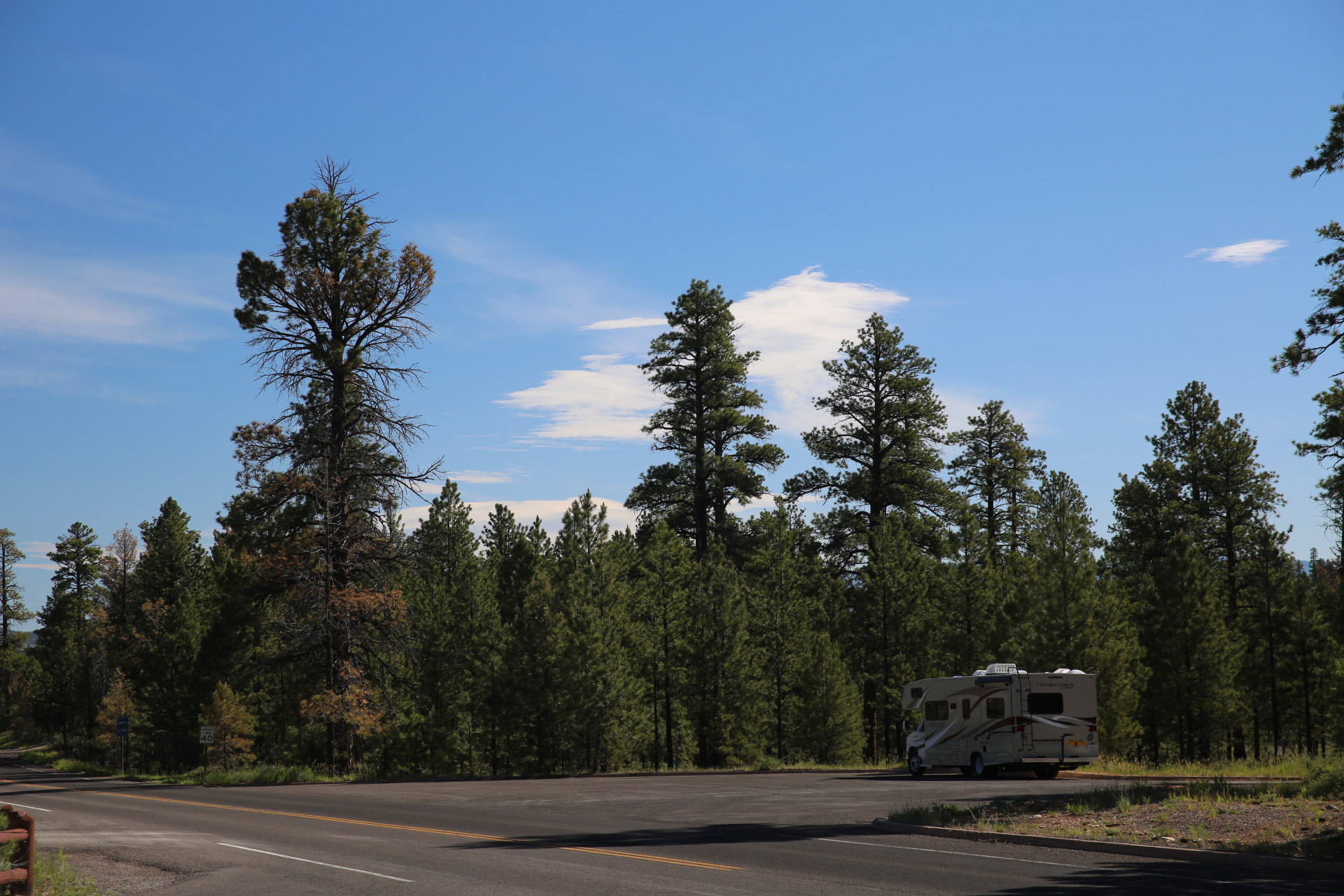 Free download high resolution image - free image free photo free stock image public domain picture -Motorhome on the road to Bryce canyon, modern trailer