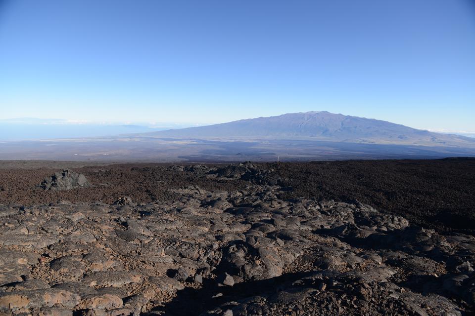 Free download high resolution image - free image free photo free stock image public domain picture  Slope of Mauna Kea; ranger station visible among the craters