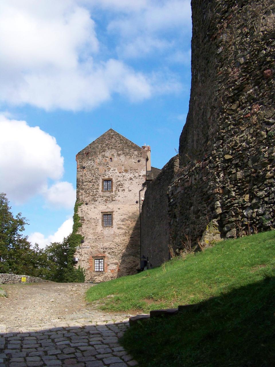 Free download high resolution image - free image free photo free stock image public domain picture  Bolkow castle 2