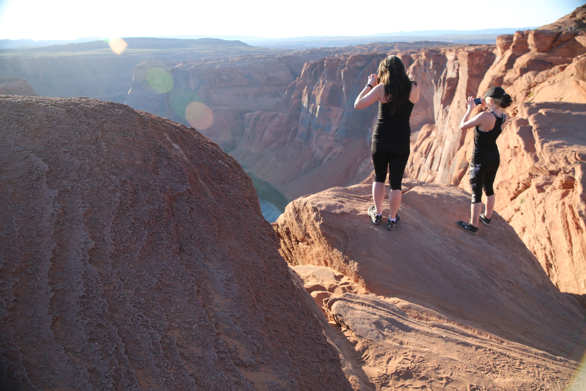 Free download high resolution image - free image free photo free stock image public domain picture -People waiting for sunset at Horseshoe Bend