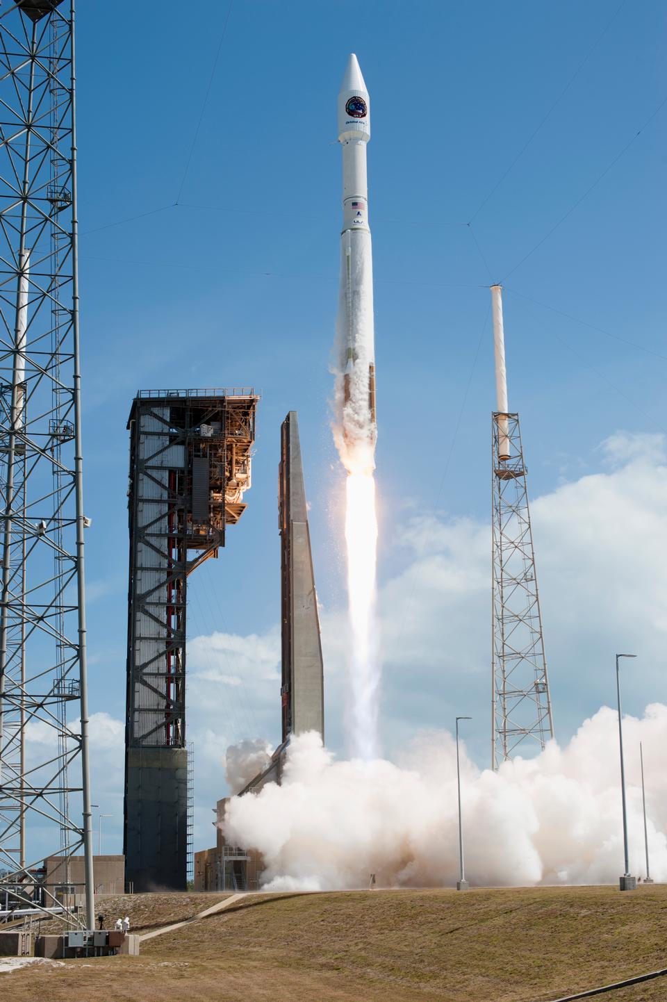 Free download high resolution image - free image free photo free stock image public domain picture  Liftoff of Orbital ATK Cargo Mission