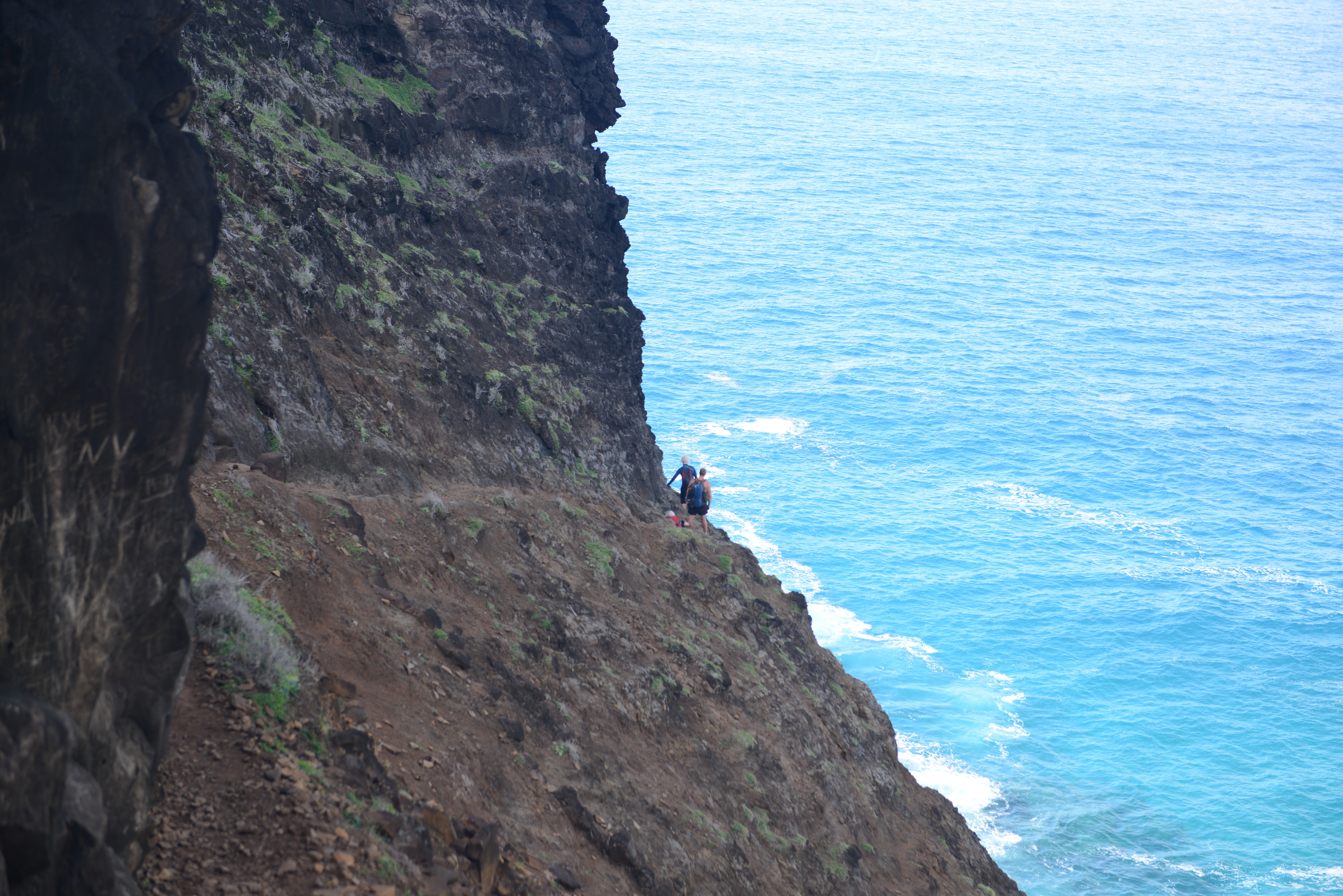 Free download high resolution image - free image free photo free stock image public domain picture -Hikers on Kalalau trail in Kauai, Hawaii