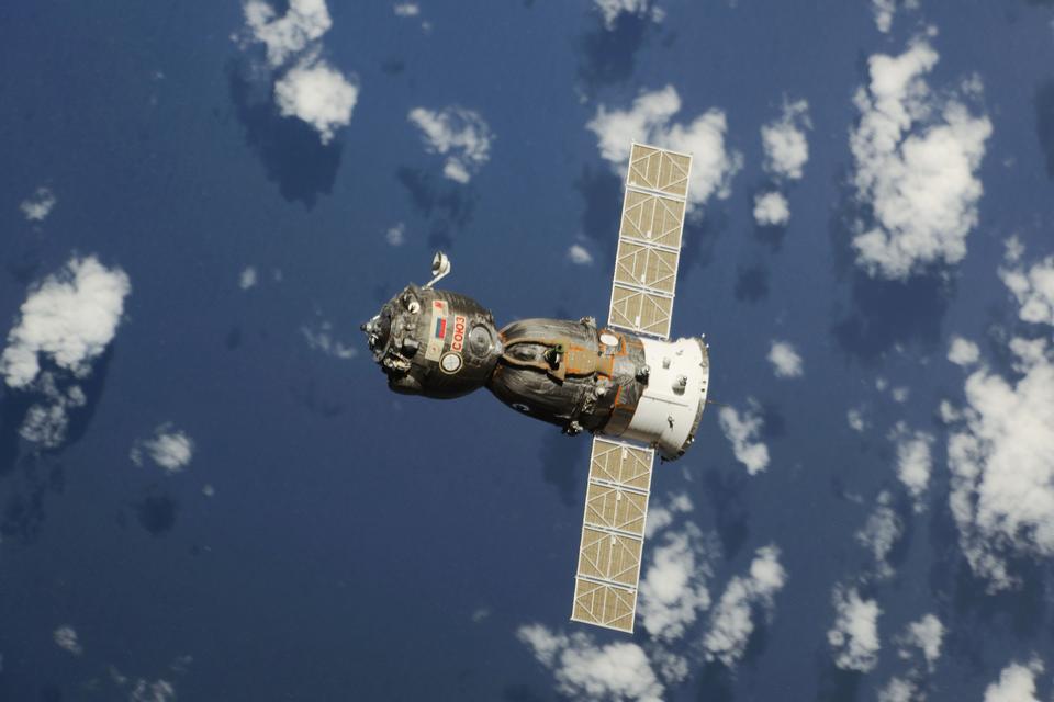 Free download high resolution image - free image free photo free stock image public domain picture  Soyuz TMA-08M vehicle