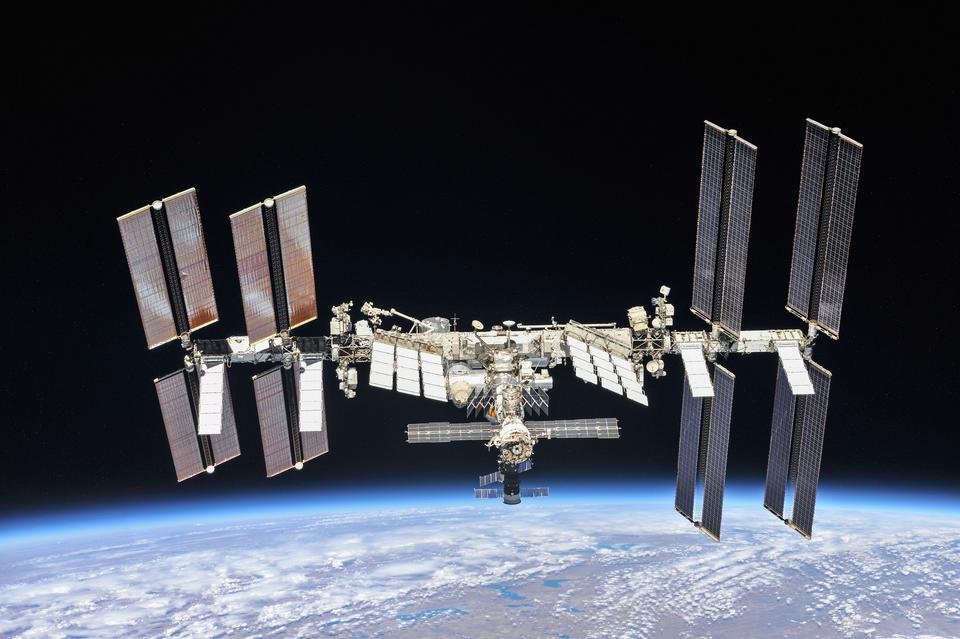 Free download high resolution image - free image free photo free stock image public domain picture  International Space Station