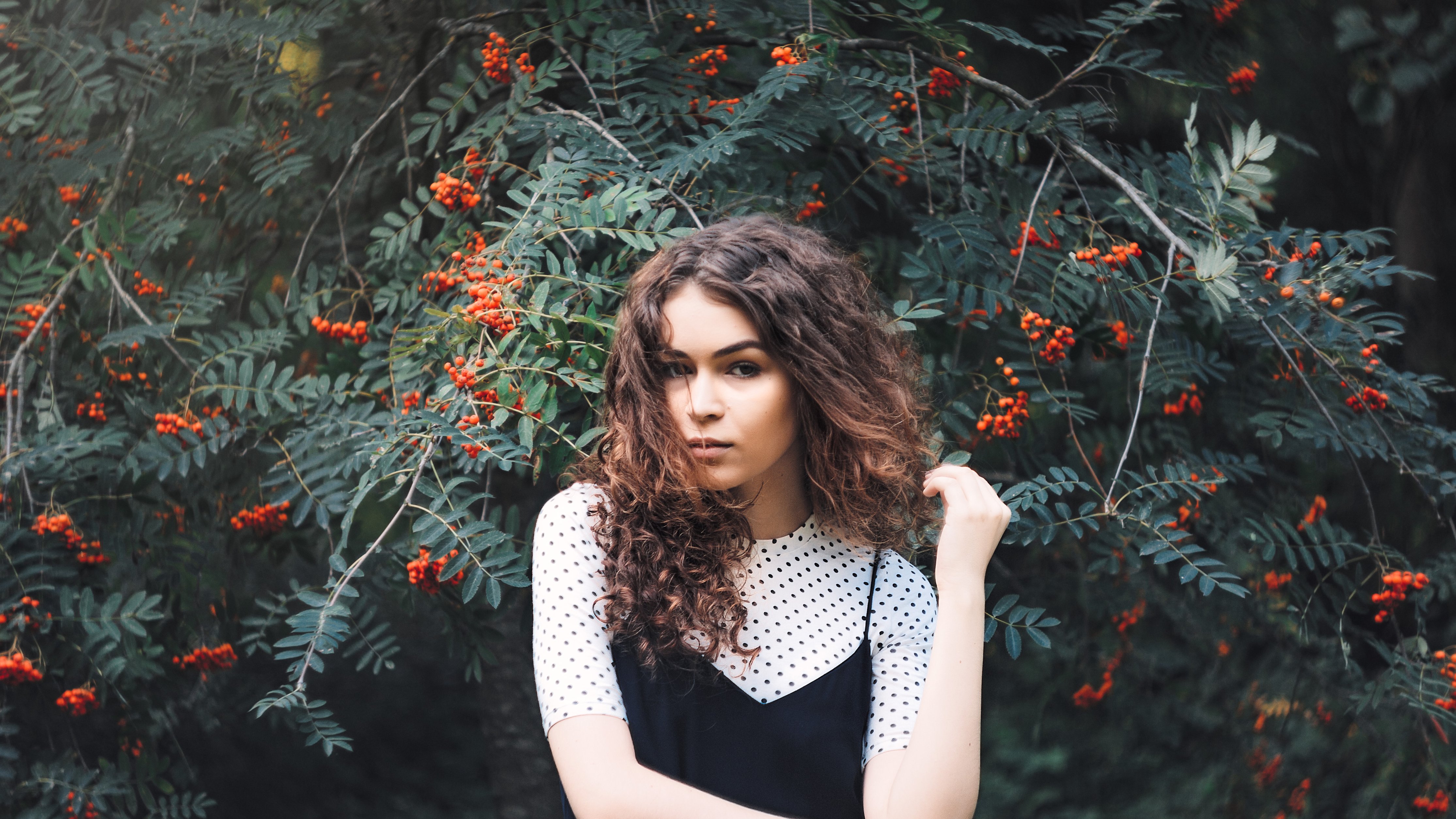 Free download high resolution image - free image free photo free stock image public domain picture -Woman In Front Of Tree With Berries