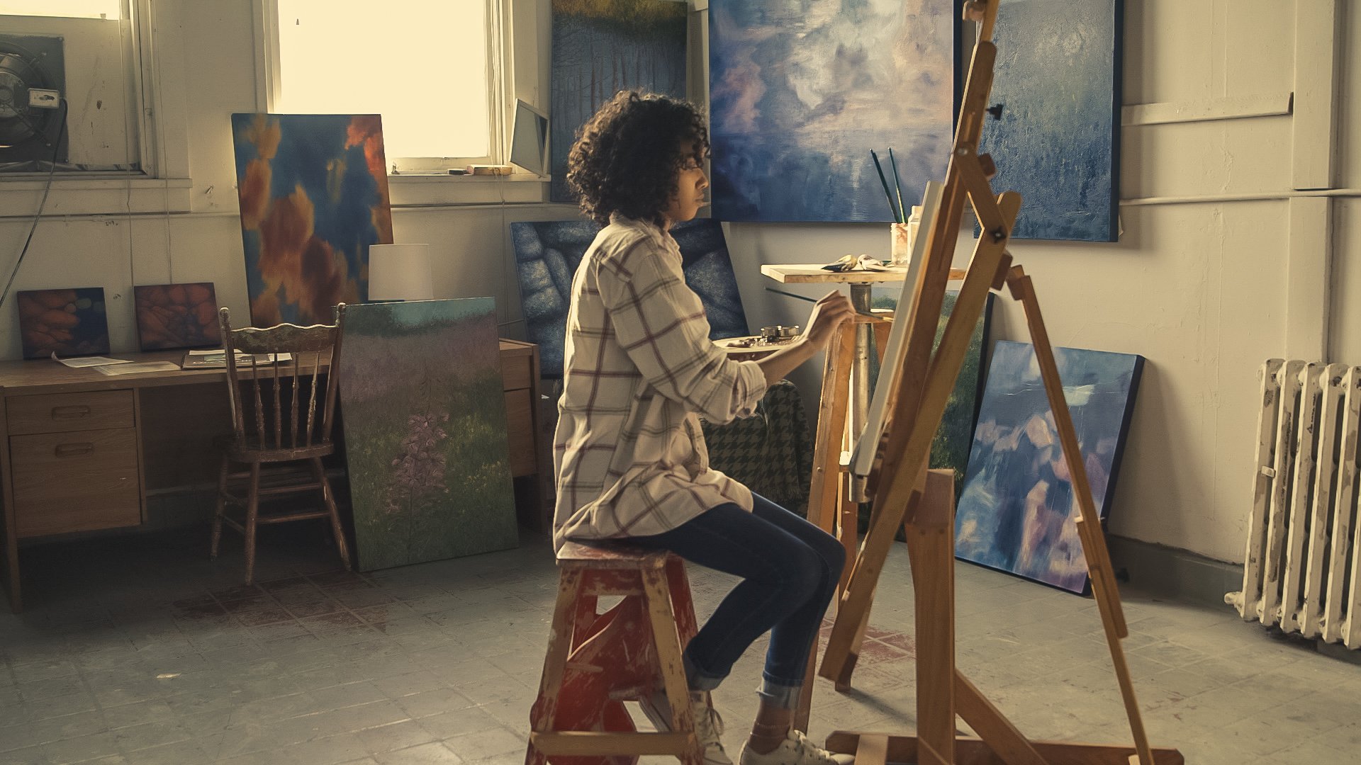 Free download high resolution image - free image free photo free stock image public domain picture -woman paints picture on canvas with oil paints in her studio