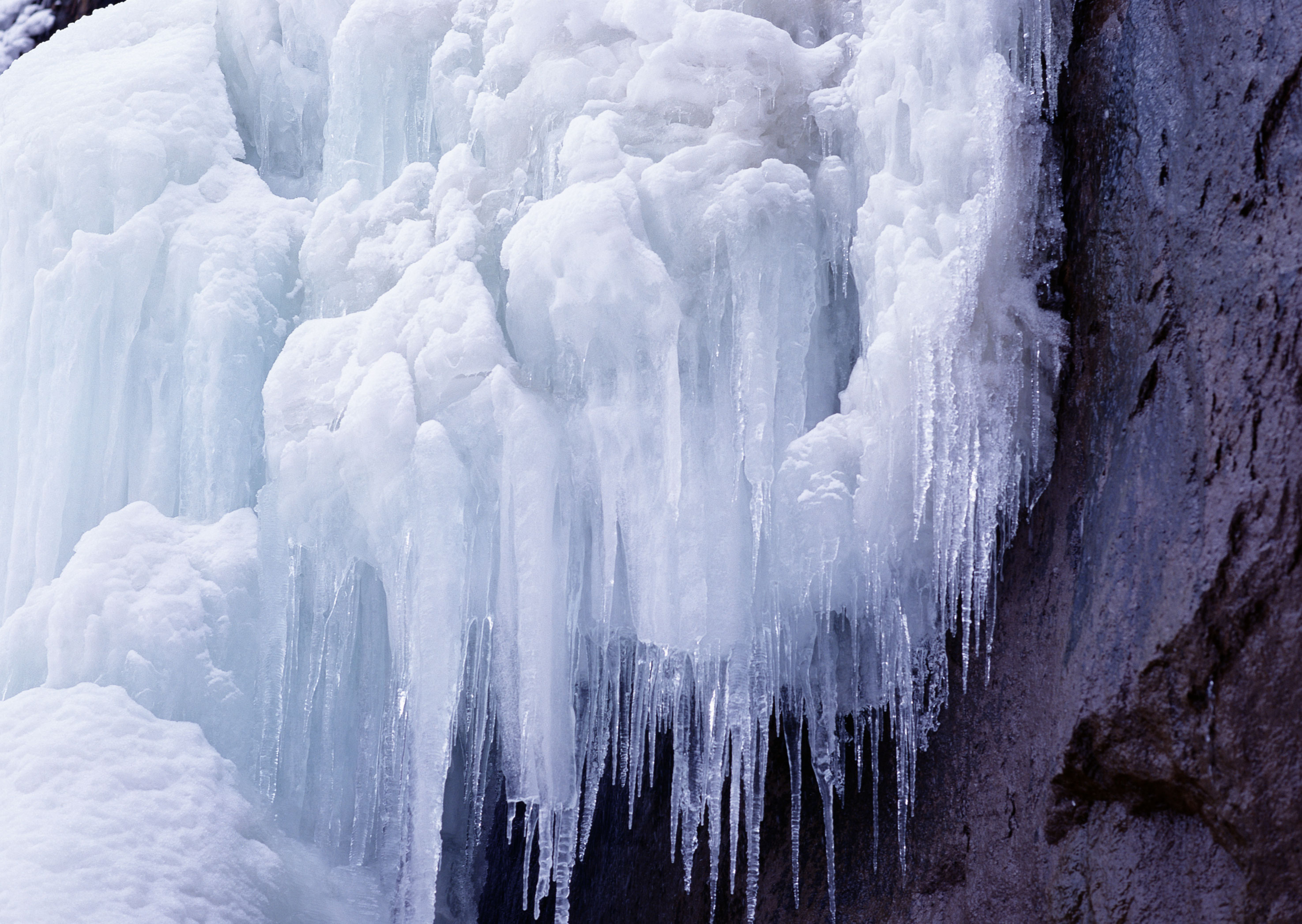 Free download high resolution image - free image free photo free stock image public domain picture -lots of icicles