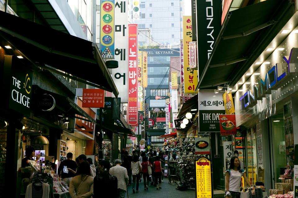 Free download high resolution image - free image free photo free stock image public domain picture  Tourist at Myeong-dong shopping street, Seoul, South Korea