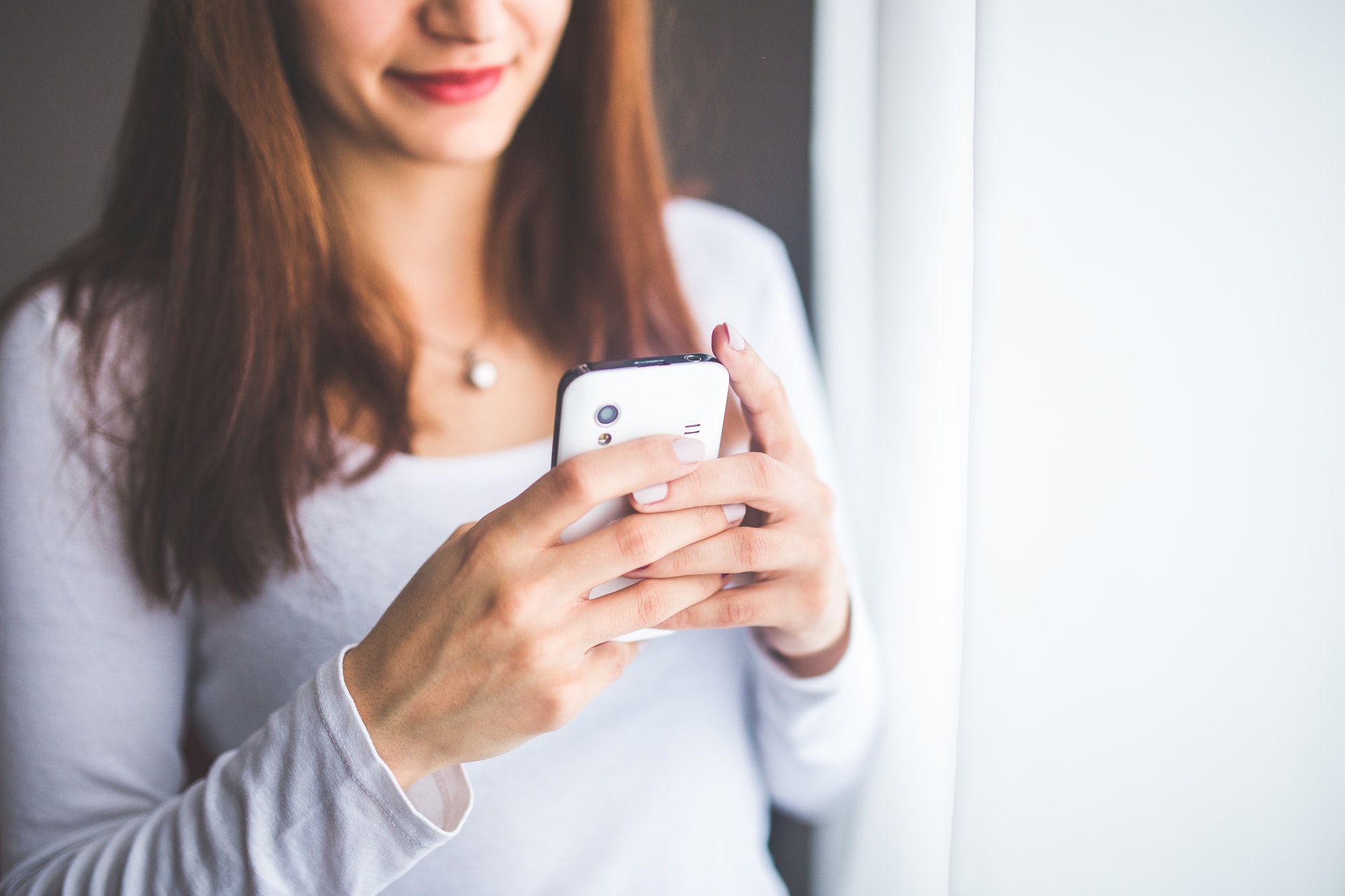 Free download high resolution image - free image free photo free stock image public domain picture -Beautiful young woman using smart phone