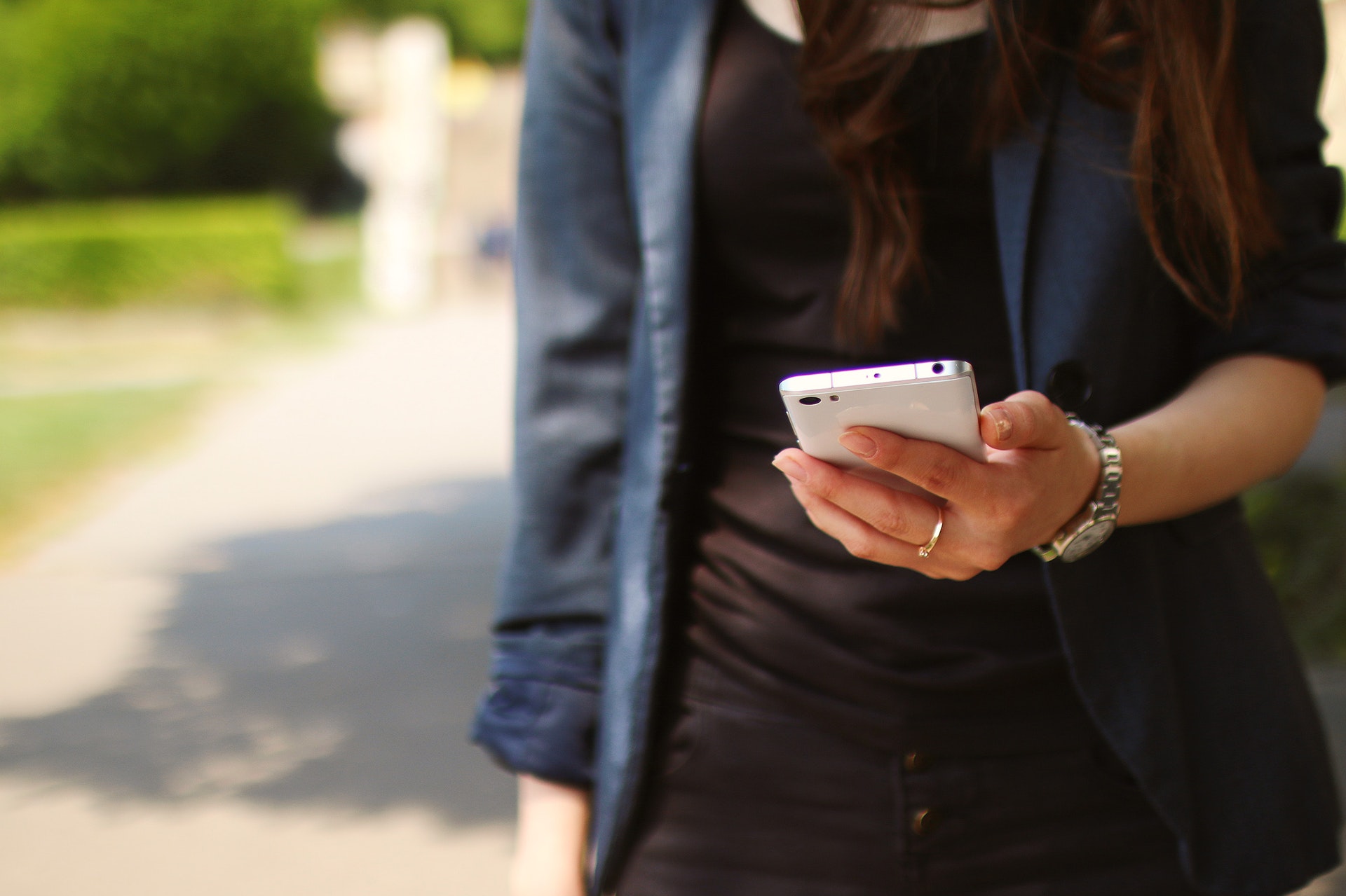 Free download high resolution image - free image free photo free stock image public domain picture -Beautiful young woman using smart phone