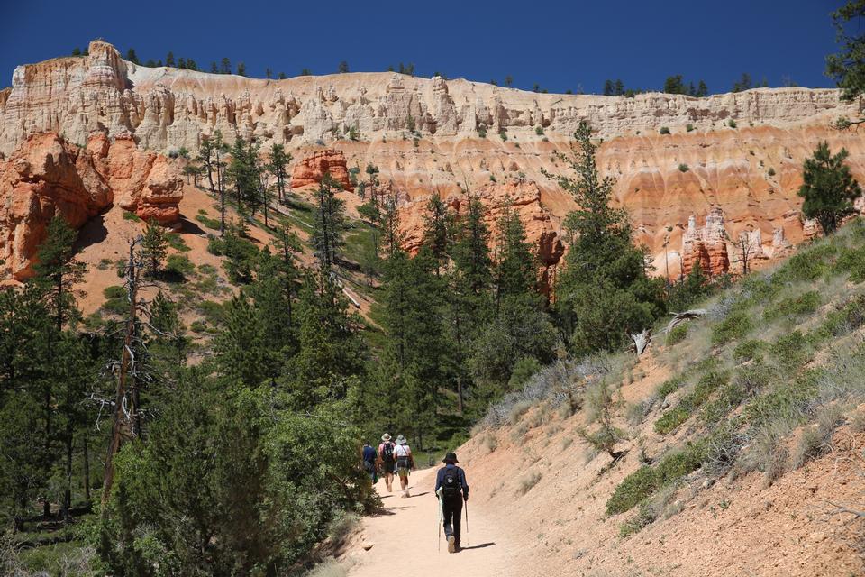 Free download high resolution image - free image free photo free stock image public domain picture  Hikers on the Queens Garden Trail Bryce Canyon National Park