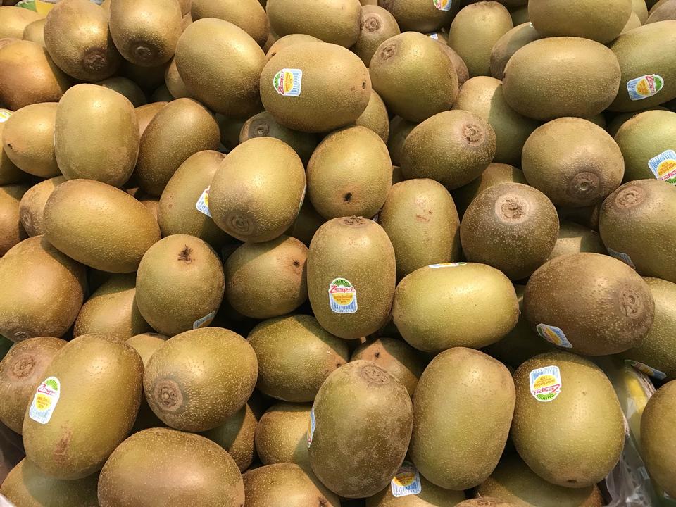 Free download high resolution image - free image free photo free stock image public domain picture  Kiwi fruits at open air market