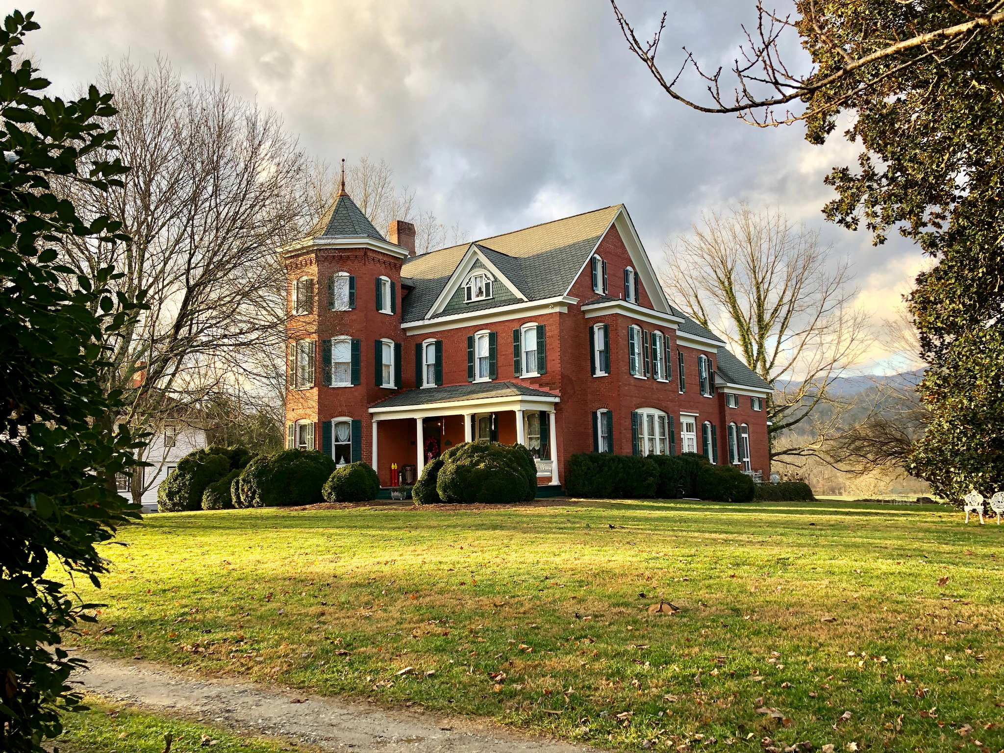 Free download high resolution image - free image free photo free stock image public domain picture -Luxury home with landscaped front yard in fall