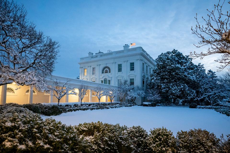 Free download high resolution image - free image free photo free stock image public domain picture  The Rose Garden of the White House is seen covered in snow