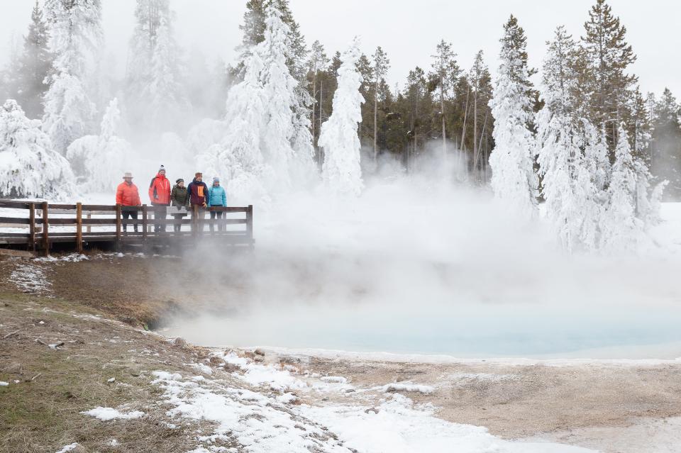 Free download high resolution image - free image free photo free stock image public domain picture  Group takes in the views of Silex Spring