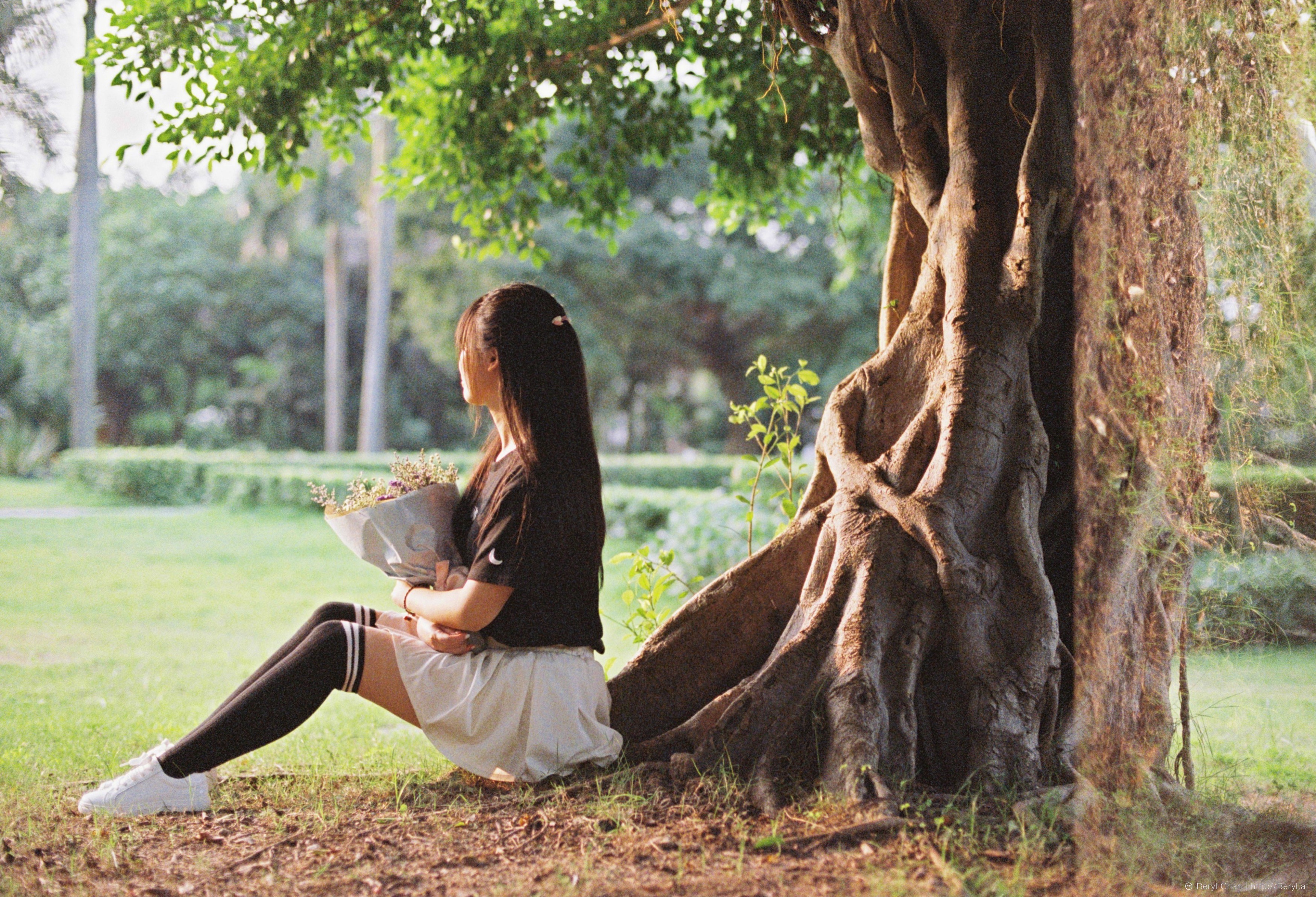 Free download high resolution image - free image free photo free stock image public domain picture -Beautiful young girl below the tree in the garden