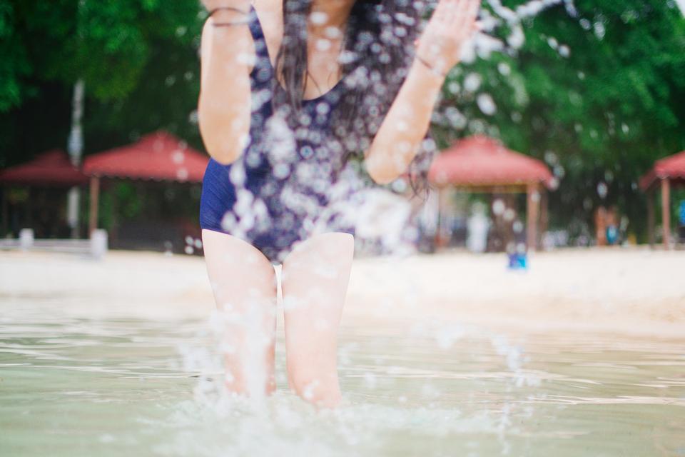 Free download high resolution image - free image free photo free stock image public domain picture  Beautiful girl in swimwear is relaxing at the swimming pool