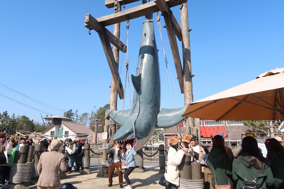 Free download high resolution image - free image free photo free stock image public domain picture  JAWS model, one of the most famous attraction at USJ