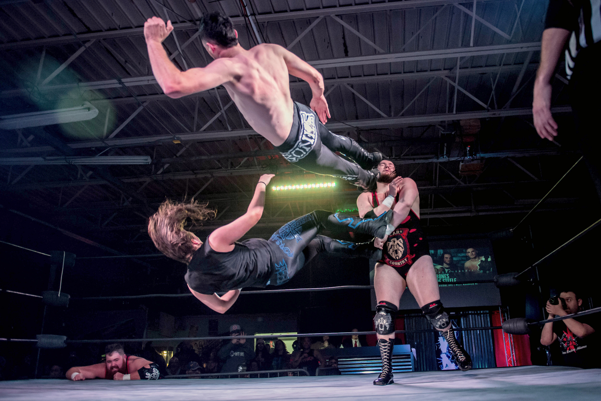 Free download high resolution image - free image free photo free stock image public domain picture -Two Men Battle For Control In Wrestling Match